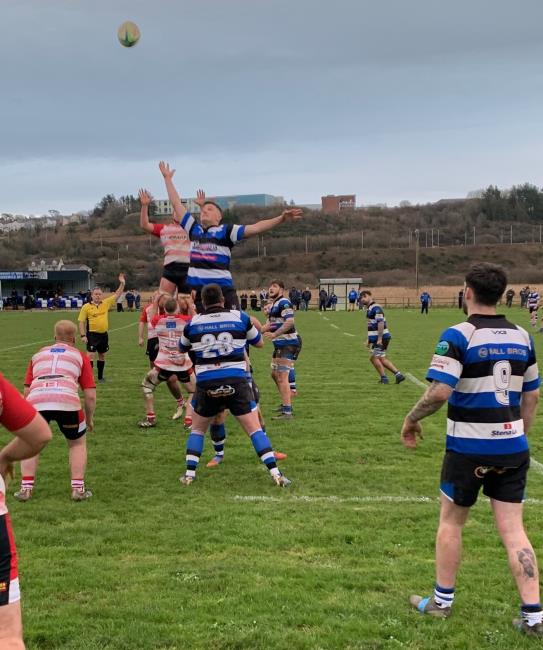 Lineout action at The Moors